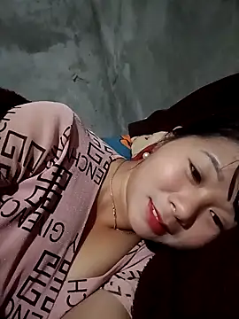 Snapshot of vangkt-cute chatting on January 2026 10:45:01 PM vangkt-cute online show from January 2026 10:45:01 PM