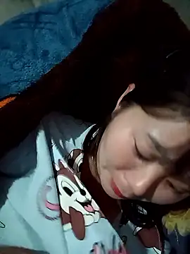 Snapshot of vangkt-cute chatting on January 2026 12:40:02 PM vangkt-cute online show from January 2026 12:40:02 PM