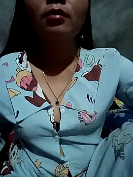 vangkt-cute online show from April 2026 08:39:01 PM