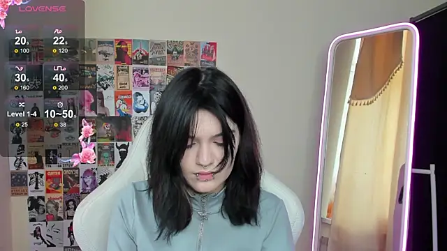 Snapshot of EmmaDarkk chatting on November 2025 07:57:01 AM EmmaDarkk online show from November 2025 07:57:01 AM