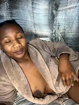 Berries  online show from November 2025 06:32:01 PM