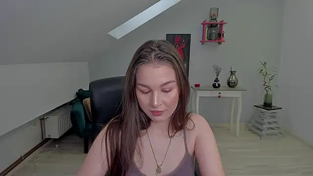 Snapshot of LouannaHart chatting on February 2026 06:40:02 AM LouannaHart online show from February 2026 06:40:02 AM