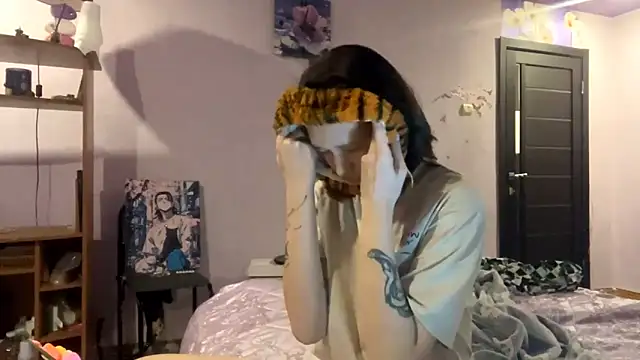 JamieRosten online show from November 2025 12:16:02 PM