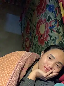 phuong cute online show from November 2025 12:59:03 PM