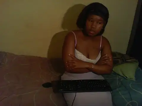 Diva-girl online show from November 2025 06:02:02 AM