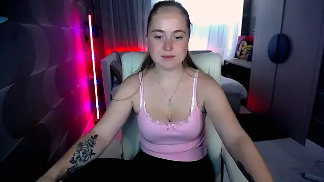 Kate Moan online show from July 2026 05:12:01 AM