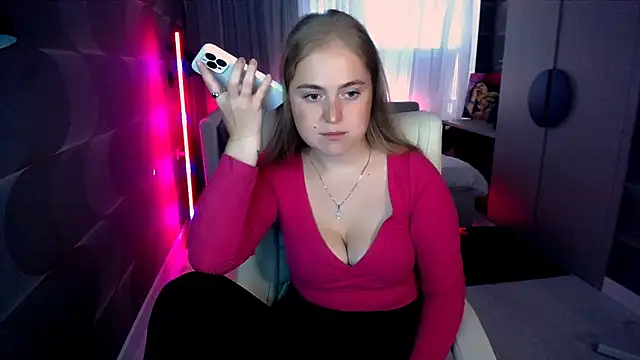 Kate Moan online show from July 2026 05:22:02 AM