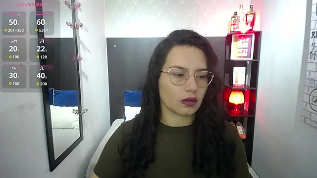 Snapshot of koral_purple chatting on November 2025 02:43:02 PM koral purple online show from November 2025 02:43:02 PM