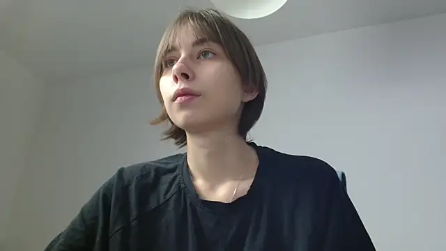 Dewkiss online show from December 2025 01:38:02 PM