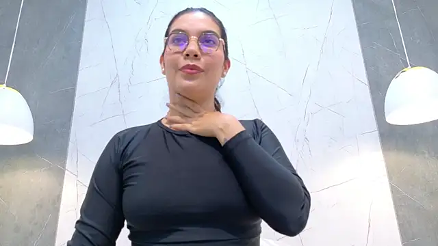 NattyTrainor online show from November 2025 04:51:01 AM