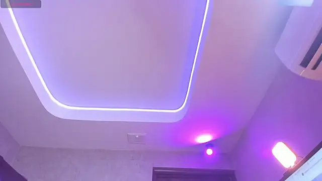 jesssie lee online show from November 2025 10:09:01 PM