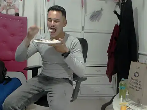 taurosex2025 online show from November 2025 12:42:01 AM