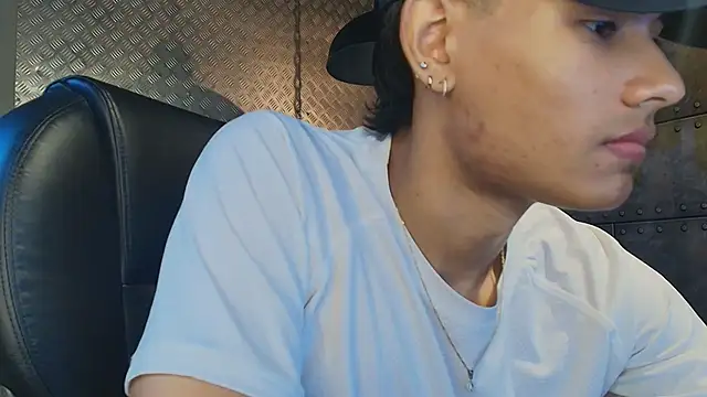 PeterSanders1 online show from November 2025 11:21:02 AM