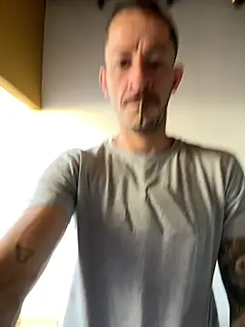 Lucasjandre online show from January 2026 09:47:02 AM