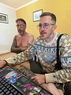 Lucasjandre online show from May 2026 12:54:02 PM