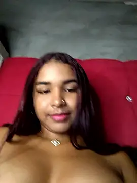 Isabella Gio online show from January 2026 01:55:02 AM