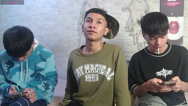 axel milo kairo and noa online show from January 2026 05:26:01 PM