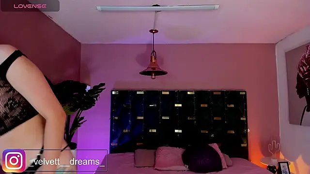 Velvet Dreamss online show from June 2026 11:34:02 AM