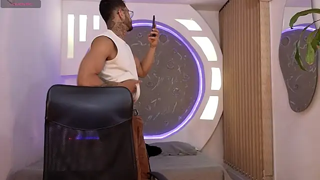 Snapshot of Alanrodgers chatting on May 2026 11:39:02 AM Alanrodgers online show from May 2026 11:39:02 AM