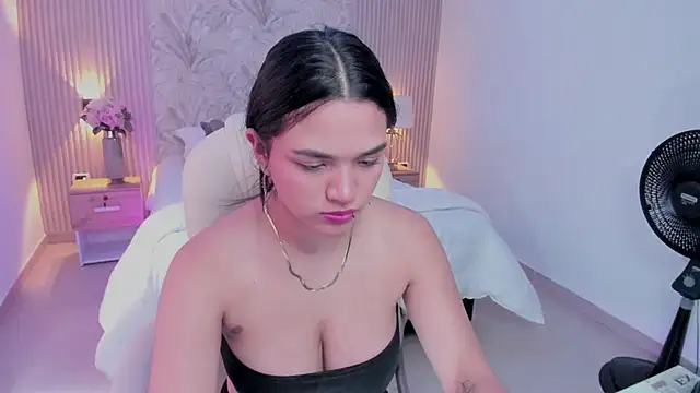 Kim stonee online show from December 2025 07:42:01 PM