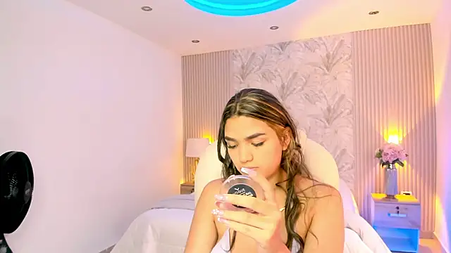 Kim stonee online show from January 2026 07:28:02 PM