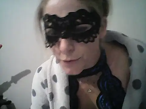 MelleEloa online show from November 2025 09:40:01 PM