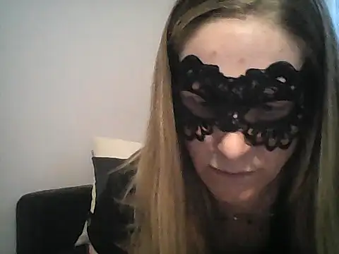MelleEloa online show from December 2025 03:52:01 PM
