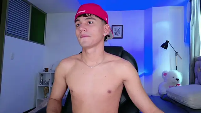 estebanperez 26 online show from April 2026 08:03:01 PM