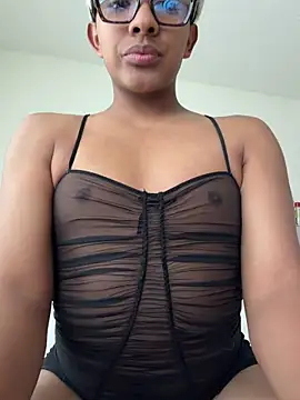 Snapshot of Ashleythelatina chatting on June 2026 02:15:02 PM Ashleythelatina online show from June 2026 02:15:02 PM