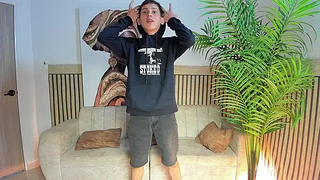 Snapshot of Justingsex1 chatting on November 2025 05:12:03 AM Justingsex1 online show from November 2025 05:12:03 AM