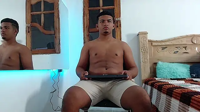 Snapshot of mathews___ chatting on November 2025 05:19:02 AM mathews online show from November 2025 05:19:02 AM