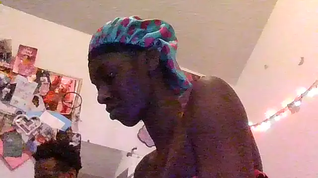 Her ForbiddenGarden online show from November 2025 01:37:01 AM