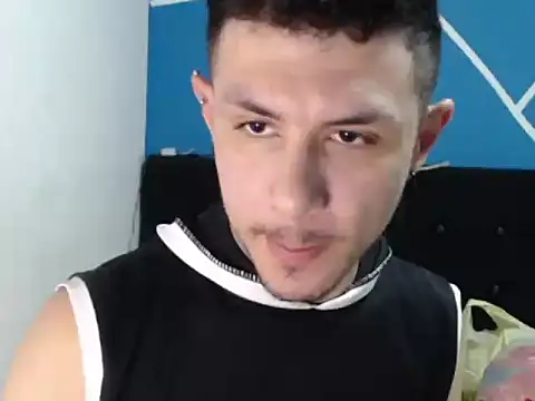 Snapshot of damiansexyboy69 chatting on November 2025 03:16:02 AM damiansexyboy69 online show from November 2025 03:16:02 AM