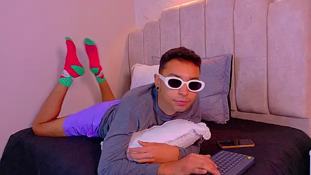 Imtavo online show from November 2025 03:49:01 PM