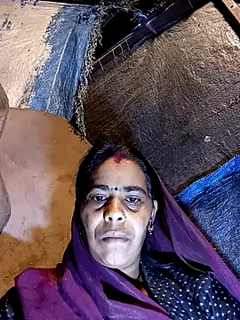 Neetujk online show from December 2025 04:56:01 PM