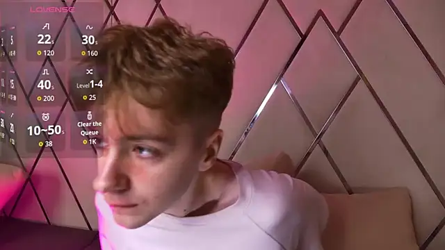 Paul Holt online show from November 2025 08:30:01 PM