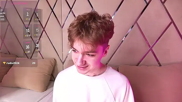 Paul Holt online show from November 2025 08:30:01 PM