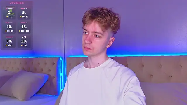 Paul Holt online show from December 2025 09:01:02 PM