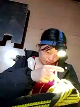 may-man online show from November 2025 11:58:01 AM