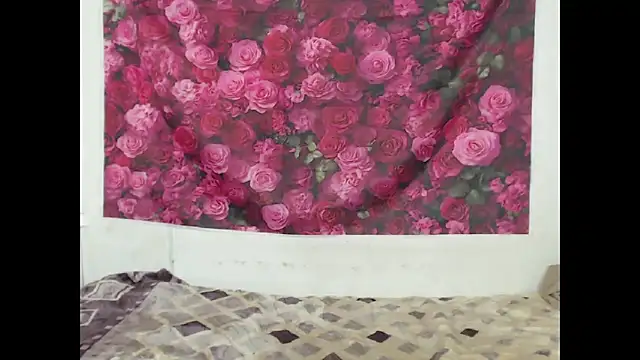 Sweeteboneycherry online show from March 2026 07:31:02 PM