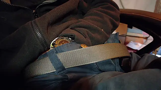 Chrisatmiami online show from December 2025 02:23:01 PM