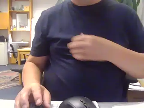 sssuka online show from November 2025 02:13:01 PM