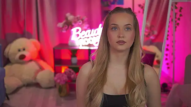 Snapshot of ElyssawetXX chatting on February 2026 07:26:01 PM ElyssawetXX online show from February 2026 07:26:01 PM