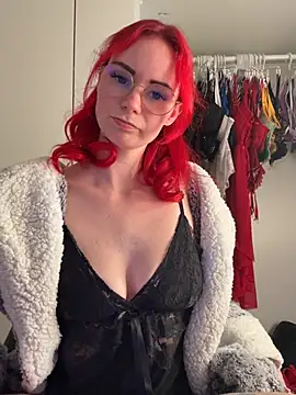 AlinaWinter online show from January 2026 01:37:02 PM