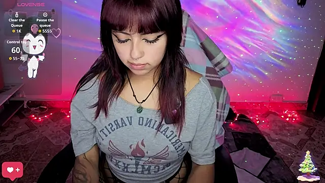 Snapshot of Melody_Ghot chatting on November 2025 01:11:01 PM Melody Ghot online show from November 2025 01:11:01 PM