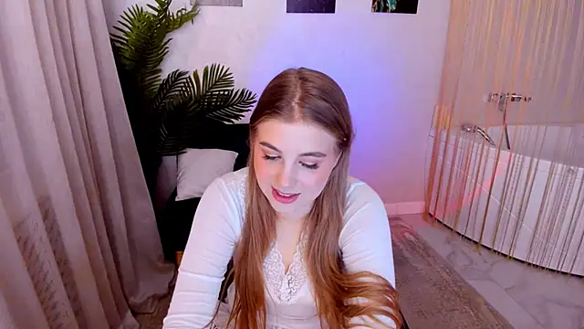 GoldenMirage online show from December 2025 11:15:01 AM