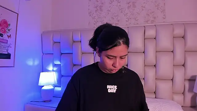 lea hunter   online show from November 2025 07:41:02 PM