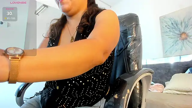 Miichell dss online show from November 2025 09:35:02 PM