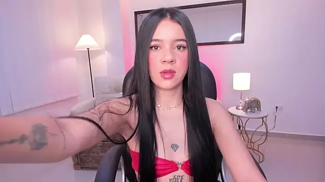 alix nova online show from November 2025 11:32:02 AM