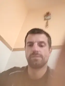 TwardyKierowca online show from April 2026 09:41:02 PM